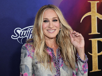 Сара Джессіка Паркер відвідала прем'єру нового фільму з дочками-двійнятами