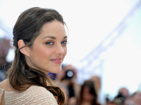 День рождения Марион Котийяр: ТОП-7 лучших ролей знаменитой француженки