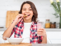 Как должен питаться ребенок, который учится онлайн