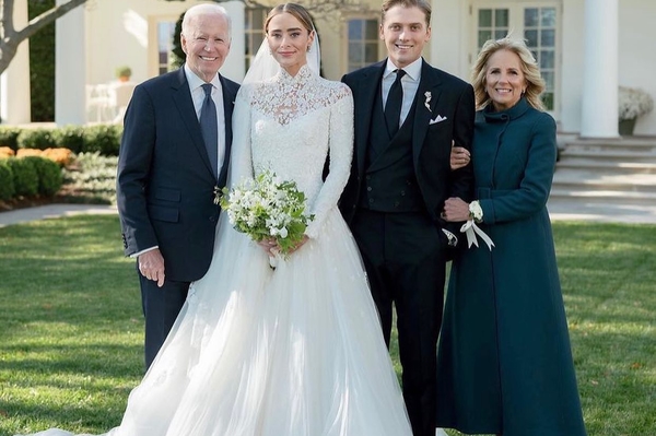 Внучка Байдена на свадебных фото; фото: instagram.com/naomibiden