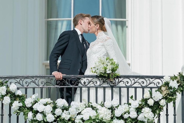 Свадьба внучки Байдена; фото: instagram.com/naomibiden