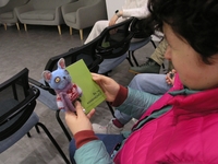 Як розмовляти з людиною на відстані?