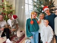 Как украинские и мировые звезды отметили католическое Рождество: праздничные фото