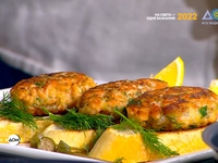 Невероятно нежные котлеты из лосося к новогоднему столу: пошаговый рецепт