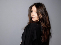 Дорофєєва заінтригувала шанувальників новою піснею