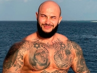 Одессит Джиган, замалчивающий войну в Украине, оформляет гражданство Израиля - россСМИ