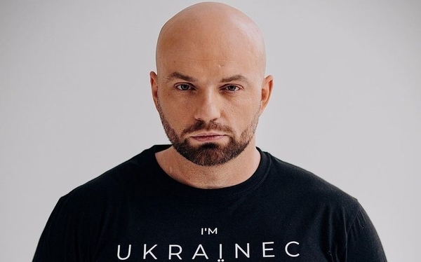 «Любовь между бывшими существует»: Слава Демин запостил фото с экс-женой