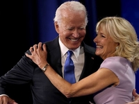 Ведущей «Грэмми-2023» станет первая леди Джилл Байден