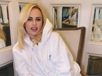 Ребел Уилсон впервые показала лицо трехмесячной дочери