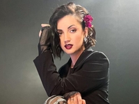 Цибульская рассказала, почему один из ее ухажеров украл у нее телефон