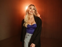 MOROZOVA презентувала кліп про кохання на відстані: відео