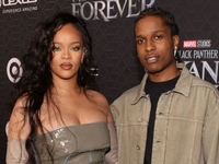 Рианна впервые снялась для обложки глянца с мужем A$AP Rocky и 9-месячным сыном