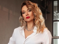 Анна Саліванчук показала, як виглядає після операції на носі