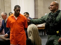 Известный рэпер R. Kelly получил 20 лет тюремного заключения