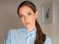 Катя Осадча показала, як молодо виглядає її мати