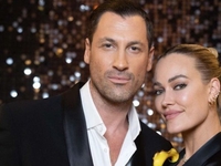 Чмерковский с беременной женой и 6-летним сыном сняли пародию на выступление Рианны