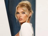 Із чим носити довгу джинсову спідницю навесні 2023 року: показує Ельза Госк