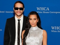 Бывший парень Ким Кардашьян Пит Дэвидсон на авто врезался в чужой дом