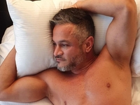 Живіт замість преса: Ектор показав, як виглядав перед тим, як почав тренуватися