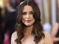 Рідкісний вихід: Кіра Найтлі захопила бездоганним весняним образом