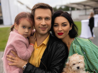 Дмитрий Ступка официально холостяк: Спустя год актер развелся с Логуновой