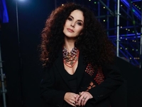 Необходимо срочное лечение: Настя Каменских отменила концерты из-за новообразования