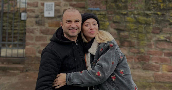 Репяхова предложила Павлику сделать косметические процедуры: Чтобы выглядел лучше рядом с молодой женой