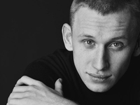 Украинский актер Александр Рудинский получил роль в историческом сериале Netflix