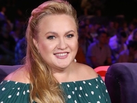 Олеся Жураковская призналась, с какой российской актрисой поддерживает дружеские отношения