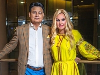 Камалия объявила о разводе с миллиардером Мохаммадом Захуром