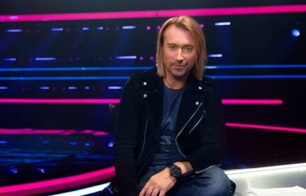 Друг Винника предположил, вернется ли артист в Украину