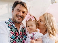 Жена Сергея Притулы показала, как подросла их младшая дочь Стефания