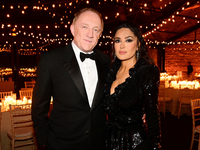 Сальма Хайек трогательно поздравила мужа-миллиардера с 61-летием