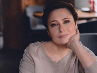 «Архивы не горят»: Мозговая показала себя в 18-летнем возрасте