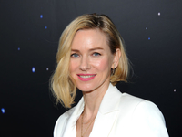 54-летняя Наоми Уоттс впервые вышла замуж — фото со свадьбы