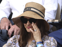 Натали Портман сняли заплаканной после новости об измене мужа