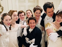 «Бриджертоны» 3 сезон: в Сети появились первые кадры со съемок сериала