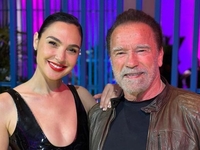 Арнольд Шварценеггер заинтриговал публику встречей с Галь Гадот