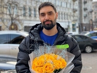 С оружием и в военной форме: Козловский запостил первое видео после повестки в военкомат