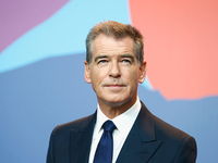 Мужчину, проникшего в дом Пирса Броснана, задержали за кражу воды из душа актера