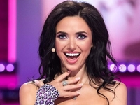 Экс-участница «НеАнгелов» Виктория Смеюха уехала в РФ во время войны — блогер