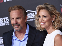 Бывшая жена Кевина Костнера заявила, что съедет из его дома только при одном условии: о чем речь