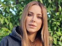 Лорак выставила фото "тогда и сейчас" – и попала под ливень комментариев