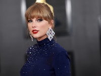 Тейлор Свифт с новым альбомом установила сразу три рекорда и побила достижение Барбры Стрейзанд