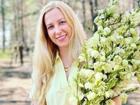 Тоня Матвиенко устроилась на работу из-за безденежья: сколько певица зарабатывала до войны