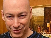 Гордон окрестил Винокура "вонючкой" и сказала "спасибо" Путину в день рождение дочери