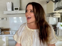 Могилевская похвасталась романтическим подарком на 48-летие от таинственного бойфренда