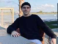 Wellboy рассекретил свою девушку: с кем встречается украинский певец