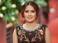 Сальма Хайек рассекретила своих лучших подруг в Голливуде