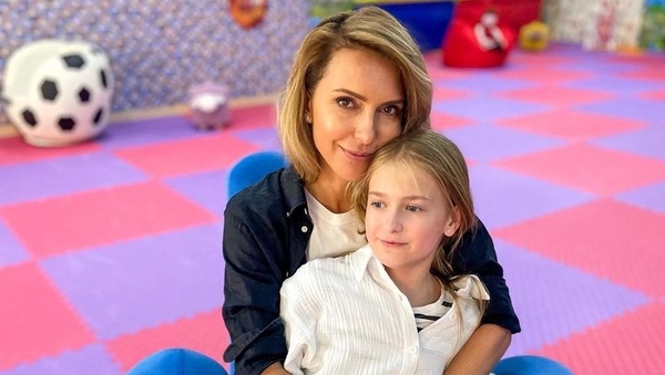 Марина Боржемская показала видео с празднования 11-летия дочери от Вячеслава Узелкова